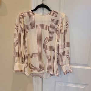 Puff sleeve top